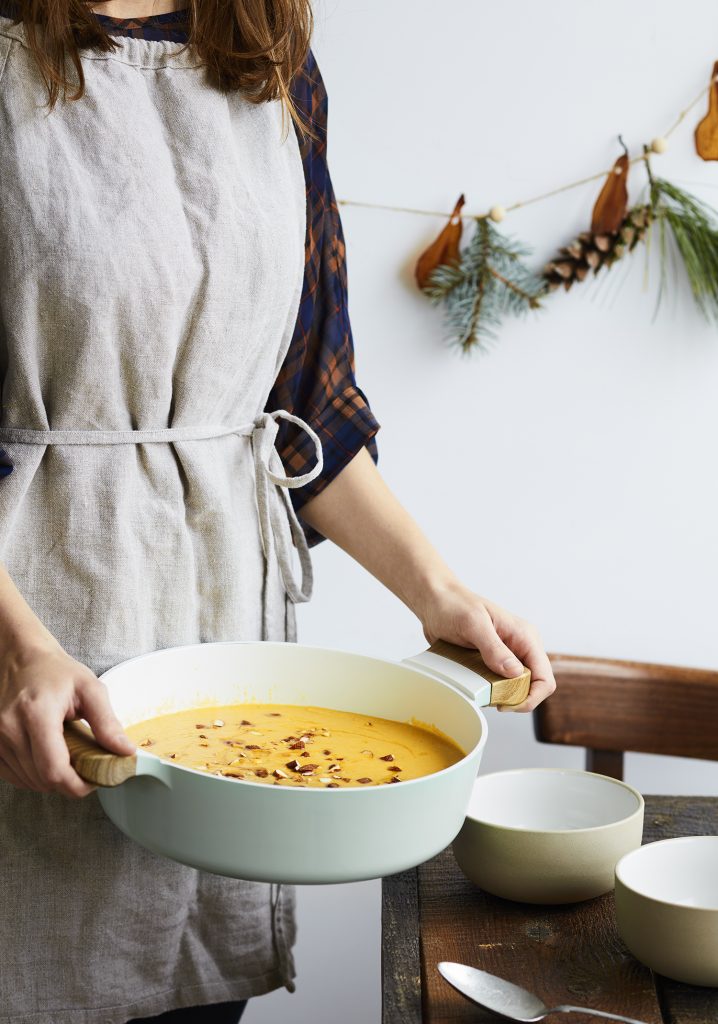 Potage de courge, poires & beurre d’amande