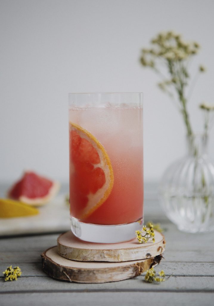 Limonade pétillante au pamplemousse & au miel