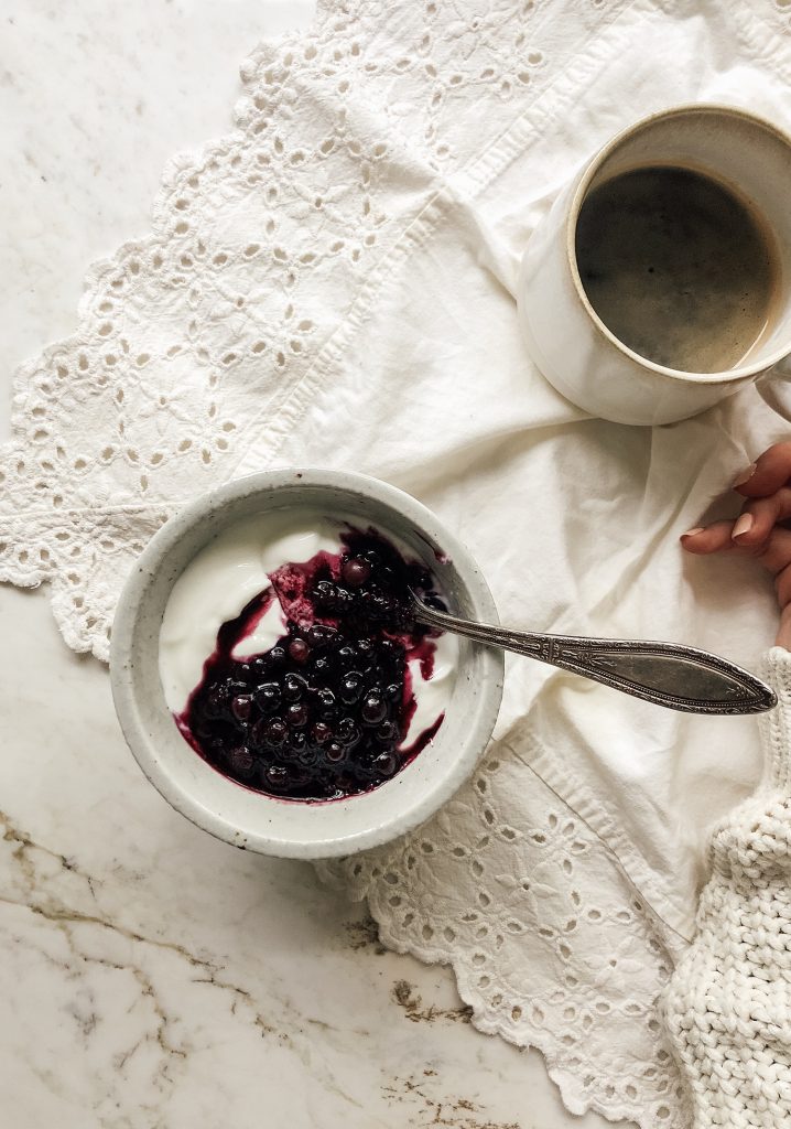 Confiture de bleuets, érable & chia (3 ingrédients)