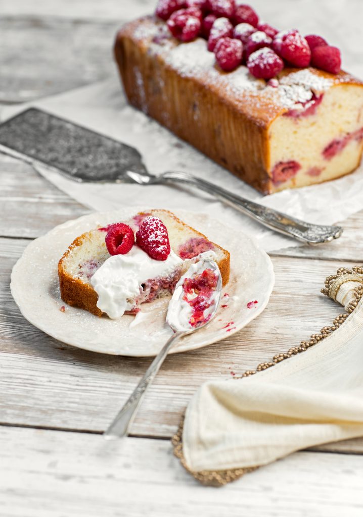 Cake au citron, framboise & yogourt