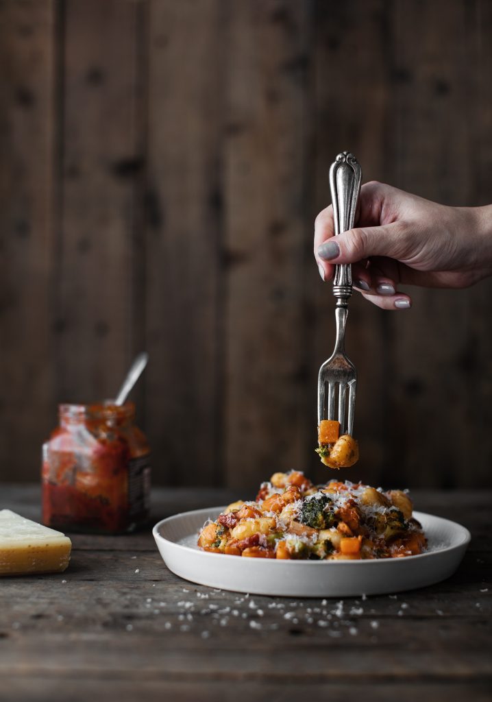 QUICK VEGGIE & CHEESE GNOCCHI