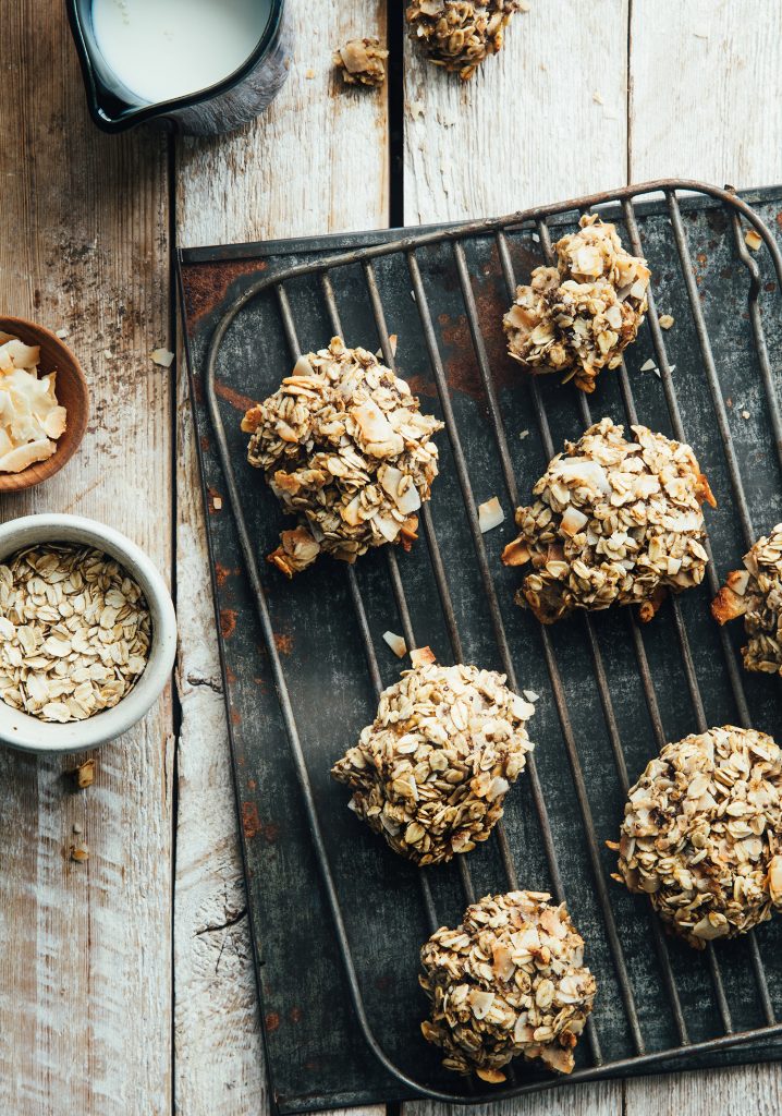 Biscuits A L Avoine A La Noix De Coco Aux Bananes Au Chia Trois Fois Par Jour