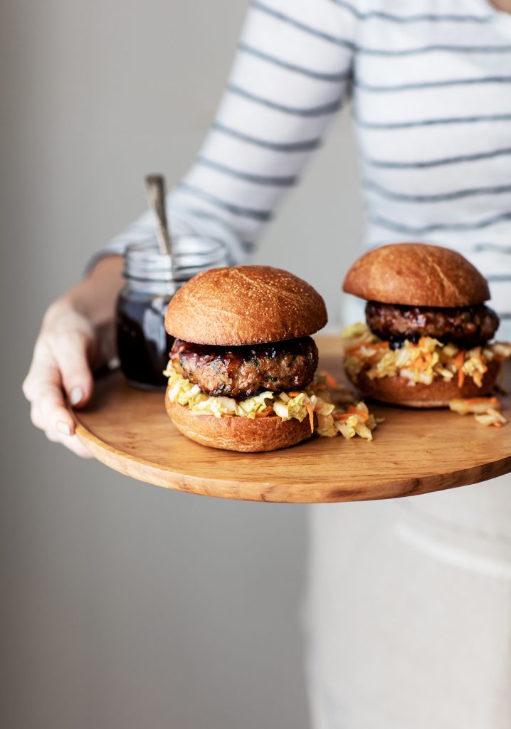 Burgers de porc et de crevettes à la sauce hoisin