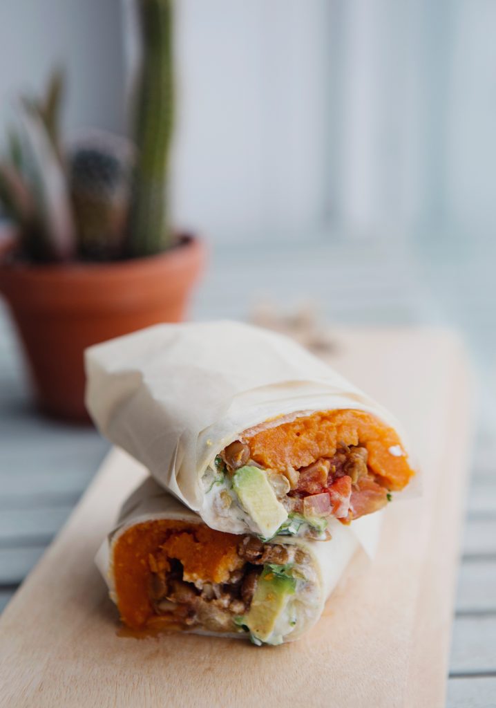 Burritos végétariens aux patates douces & aux lentilles vertes