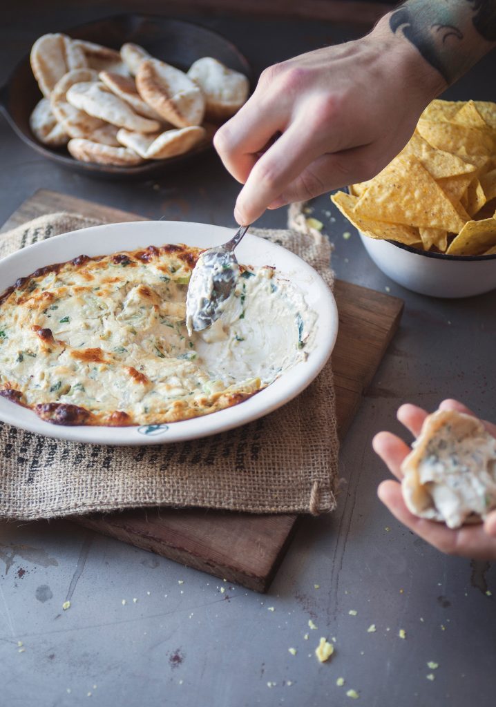 Warm artichoke & smoked gouda dip