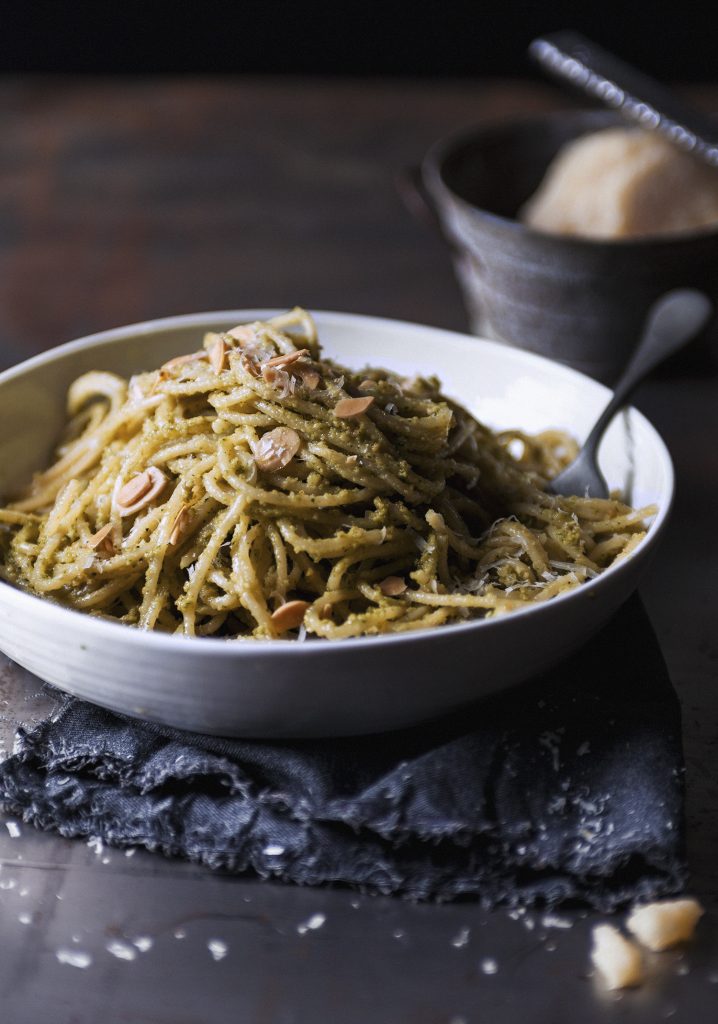 Roasted almond pesto spaghetti