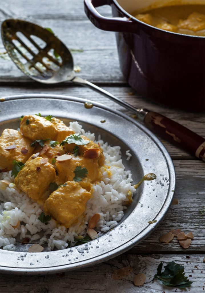 Salmon, coconut milk & yogurt curry