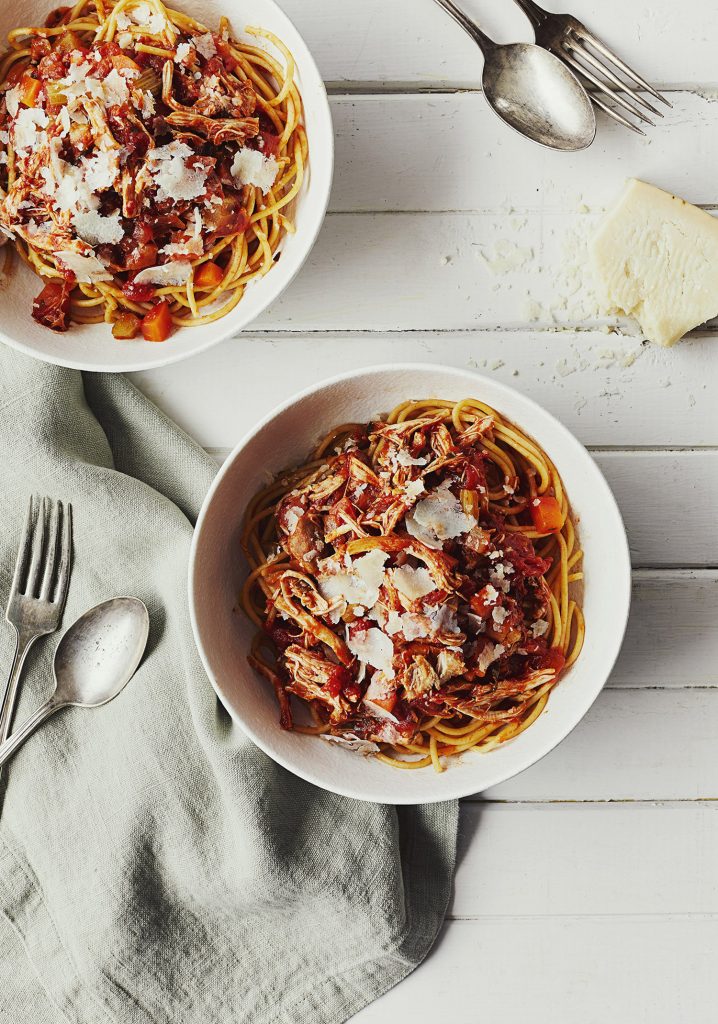 Sauce à spaghetti au poulet effiloché & aux fines herbes